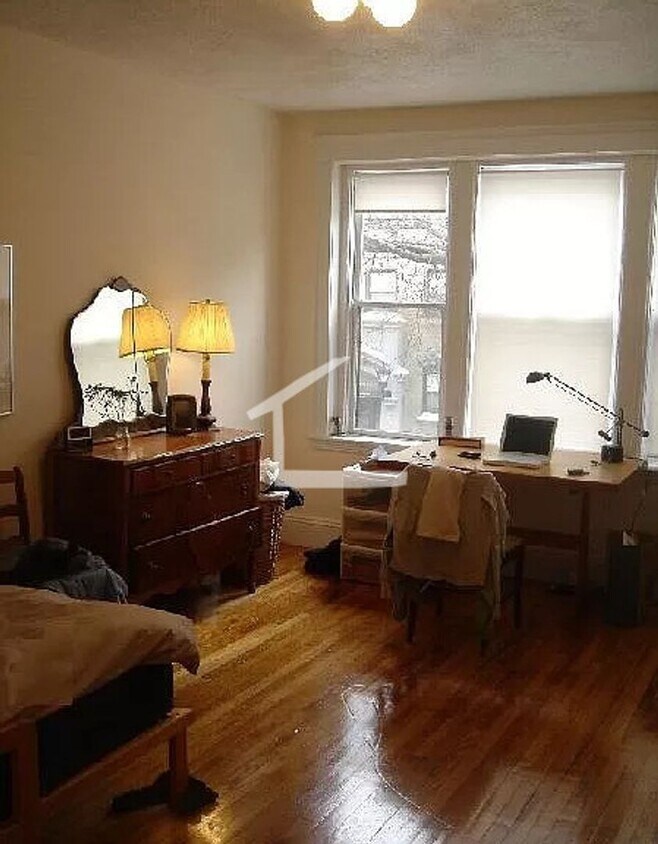 Foto del edificio - 2 Bedroom Apt - Fenway - 9/1 NO FEE