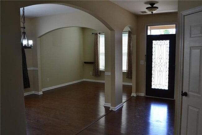 Building Photo - 1420 Brushfoot Trail