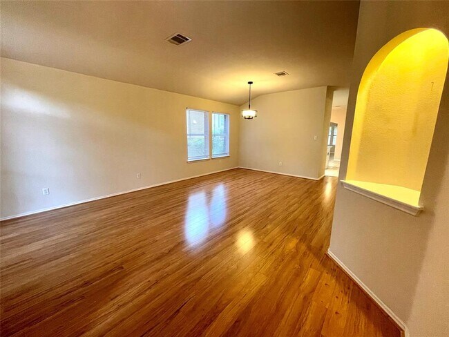 Foto del edificio - 4213 Walling Forge Dr