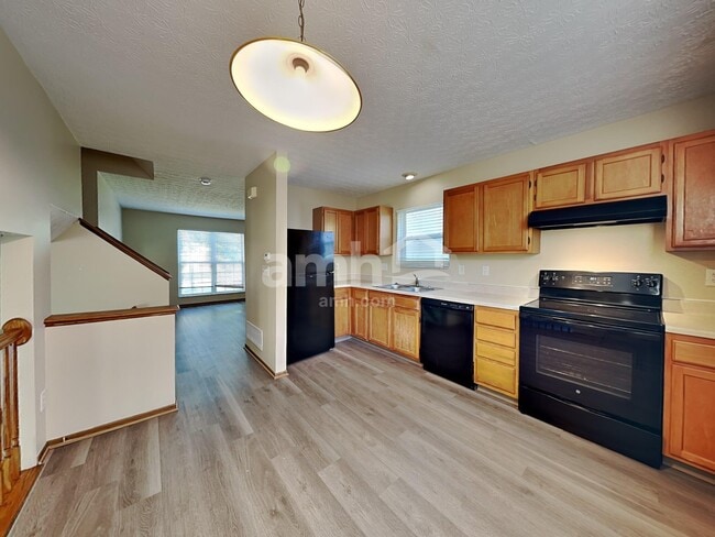 Building Photo - 249 Border St