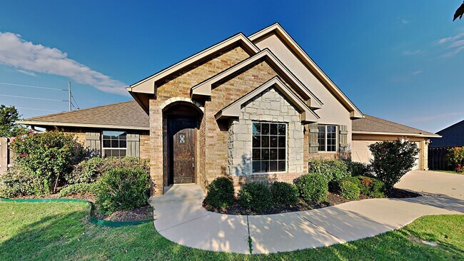 Foto del edificio - Very Nice 3 bedroom 2 bath home in Edmond schools
