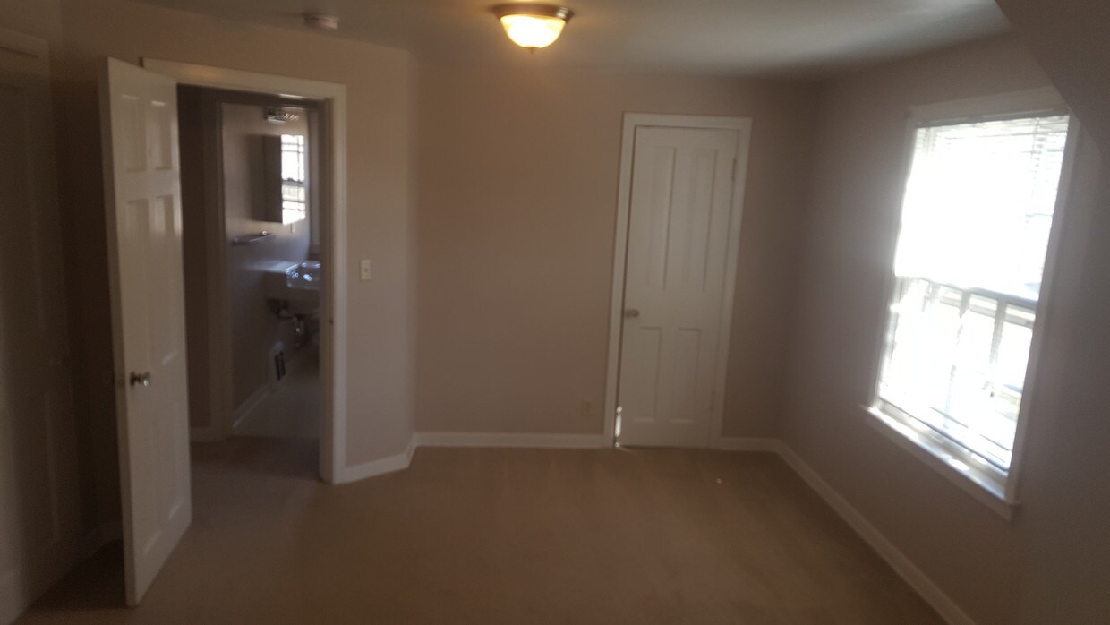 Bedroom - 6 Brown Ct