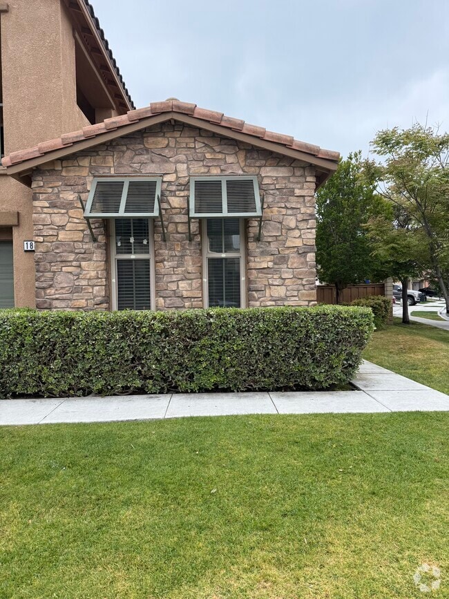 Building Photo - 1852 Crystal Bluff Ct