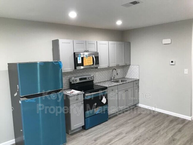 Foto del edificio - 228 S Edgewood St