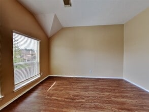 Building Photo - 26004 Castle Meadow Ln
