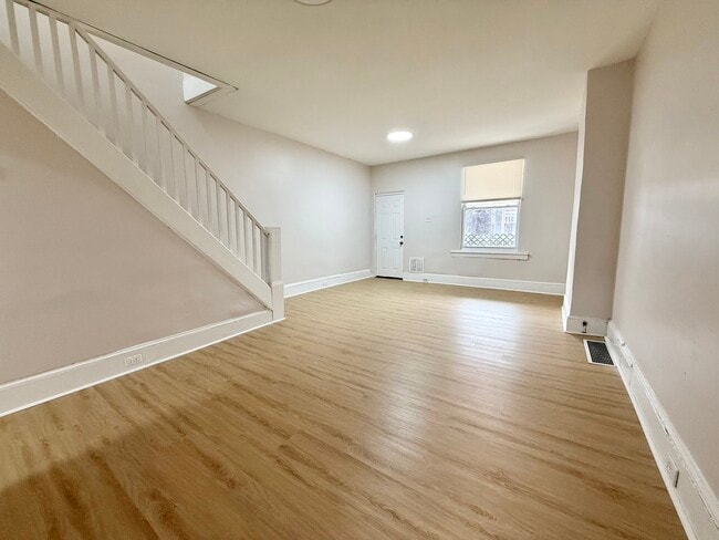 Building Photo - 4511 N Colorado St
