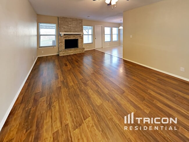 Building Photo - 6801 Castile De Oro