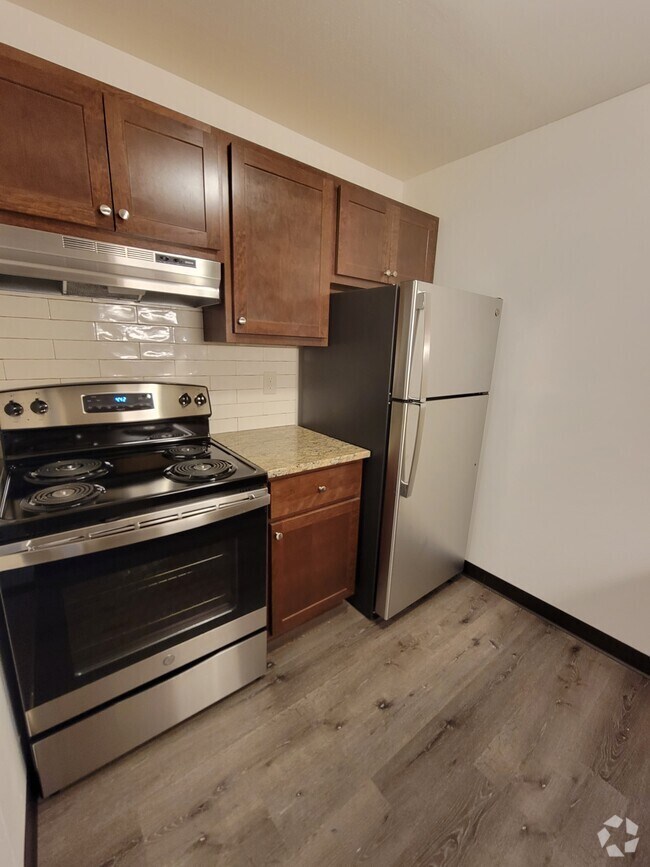 Menomonee Manor Apartments for Rent Menomonee Falls, WI 3 Rentals