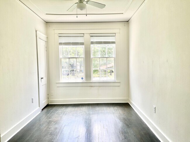 Photo - 916 Park Blvd House