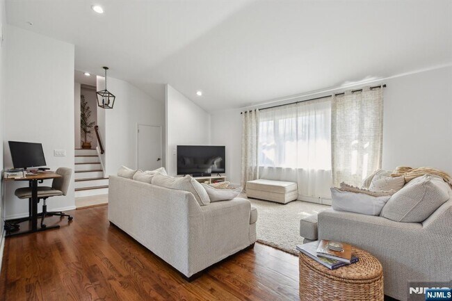 Building Photo - 29 Herold Dr