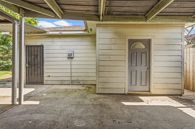 Foto del edificio - 7839 Goode St