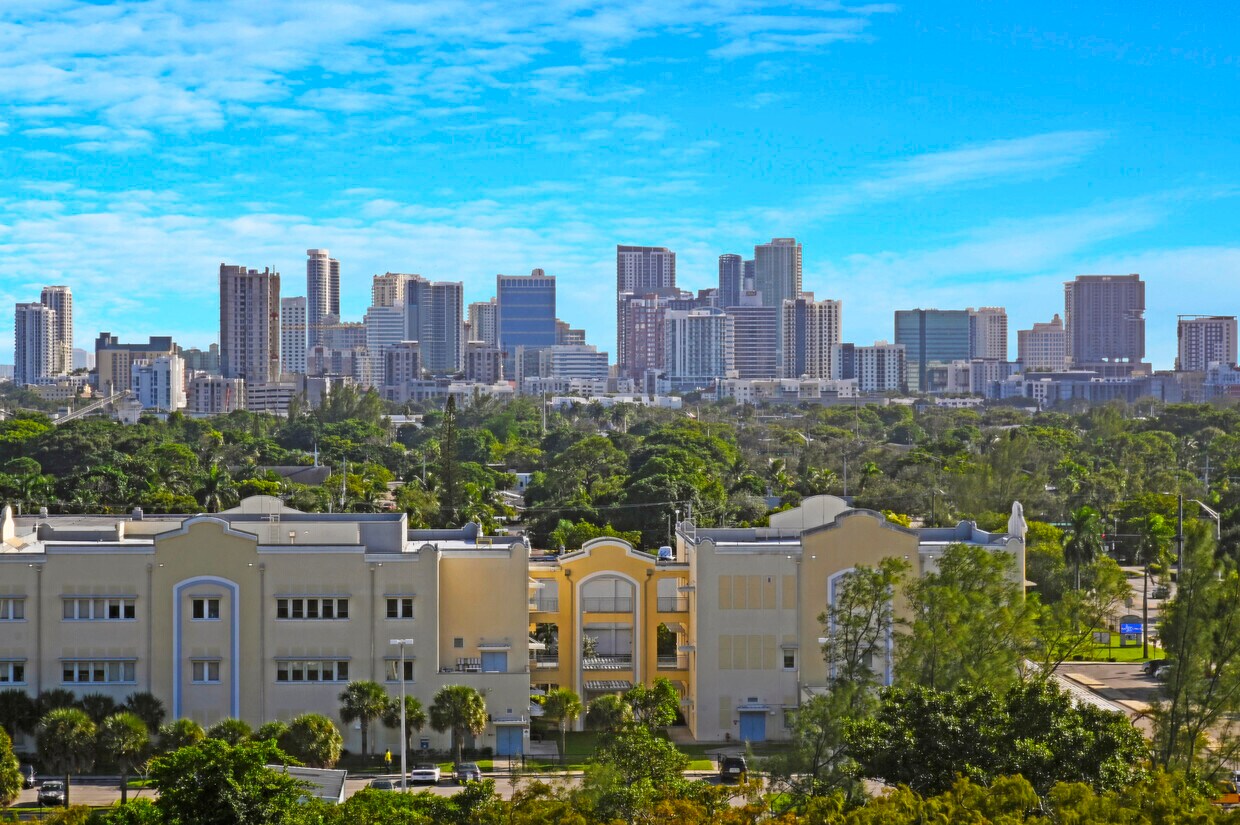 Foto principal - 520 NE 20th St