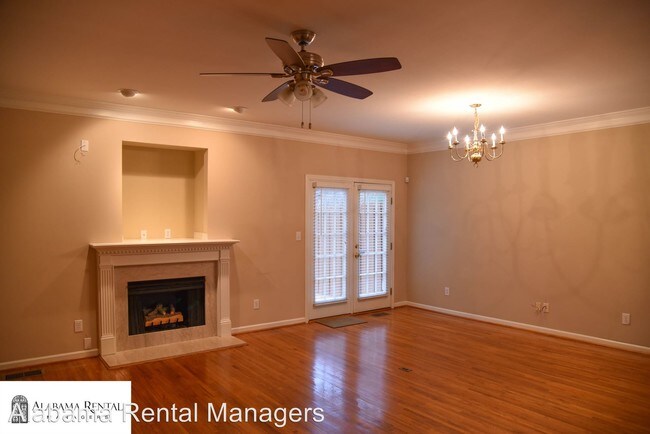 Foto del edificio - 219 Meadow Croft Cir