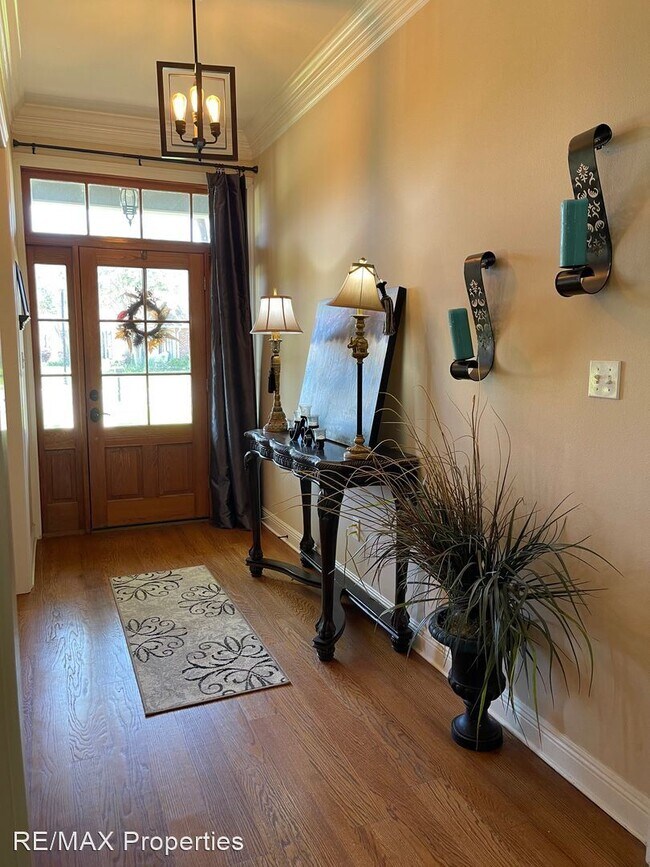 Foto del edificio - 3 br, 2 bath House - 17745 Glen Nook Ave