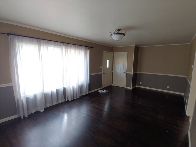 Foto del edificio - 510 S 72nd St