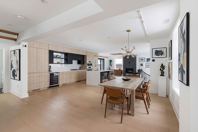 Photo du bâtiment - 159 Humbervale Blvd