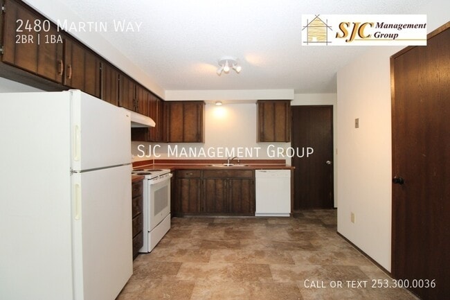 Building Photo - Two bed one story duplex for rent in Enumc...