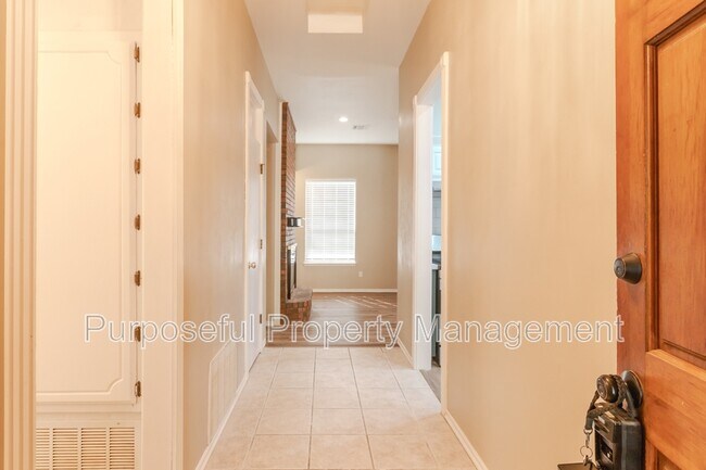 Foto del edificio - 1109 David Rd