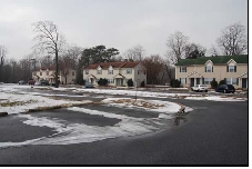 Building Photo - Parvins Branch Townhomes