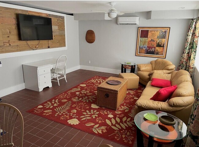 Foto del edificio - 1143 Central Ave