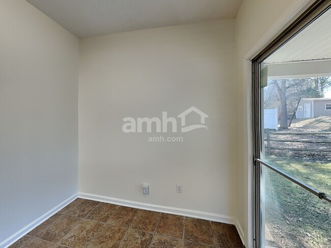 Building Photo - 8431 Hornwood Ct
