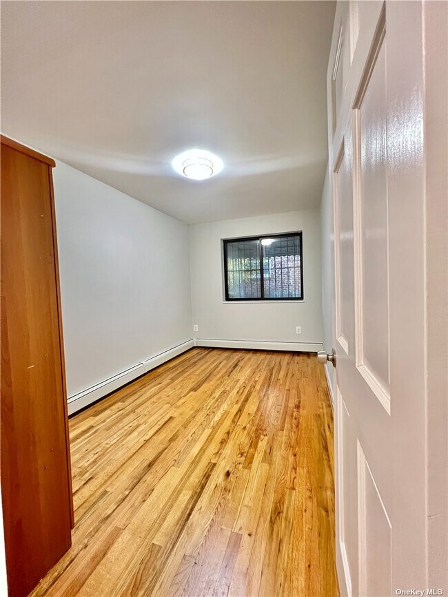 Building Photo - 136-47 58th Ave