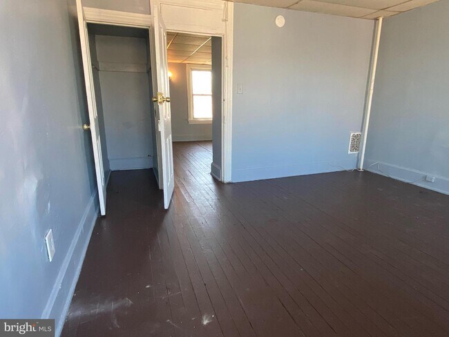 Foto del edificio - 2250 Jefferson St