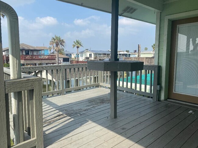 Foto del edificio - 181 Barracuda St