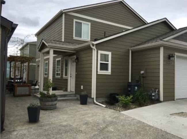 Building Photo - 1107 Hourglass Ln
