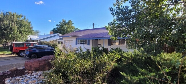 Building Photo - 2711 Colorado Ave