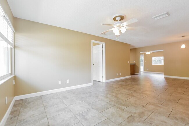 Building Photo - 1264 Croftwood Dr