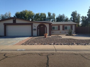 Building Photo - 1853 E Gemini Dr