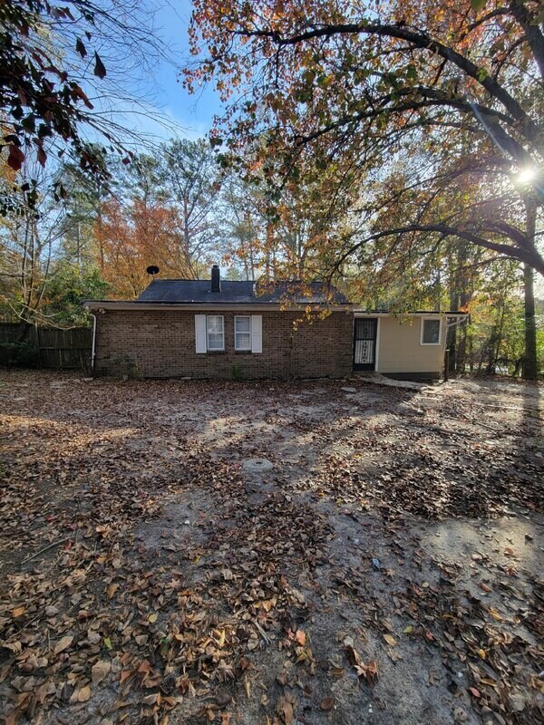Building Photo - 4555 Ayers Rd