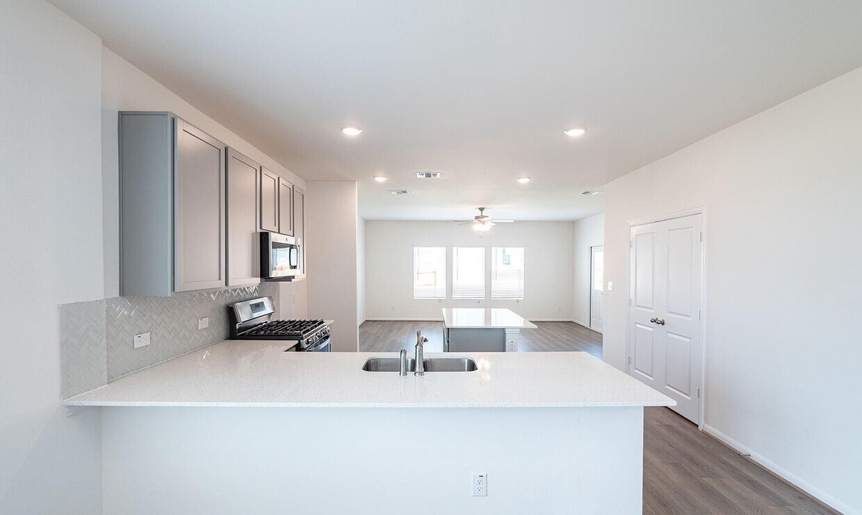 Building Photo - 2307 Stonewater Cove