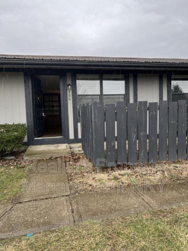 Foto principal - 406 Amhurst Dr