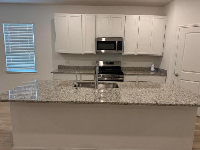 Building Photo - 21835 Canyon Moon Ln
