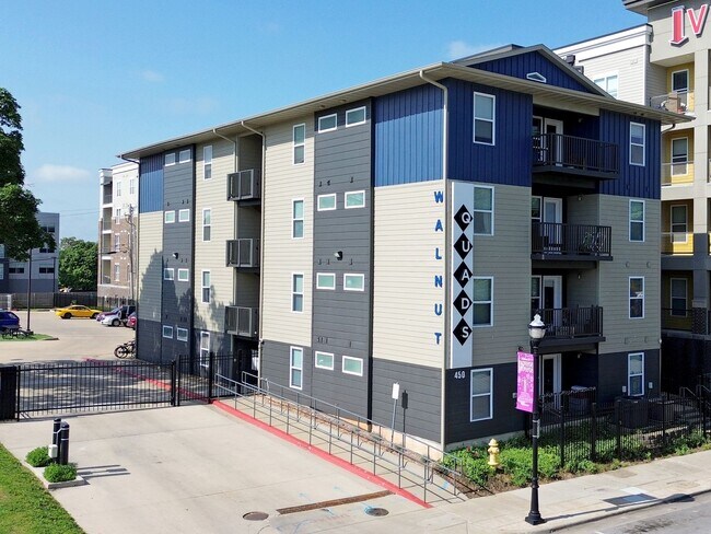 Foto del edificio - Walnut Quads