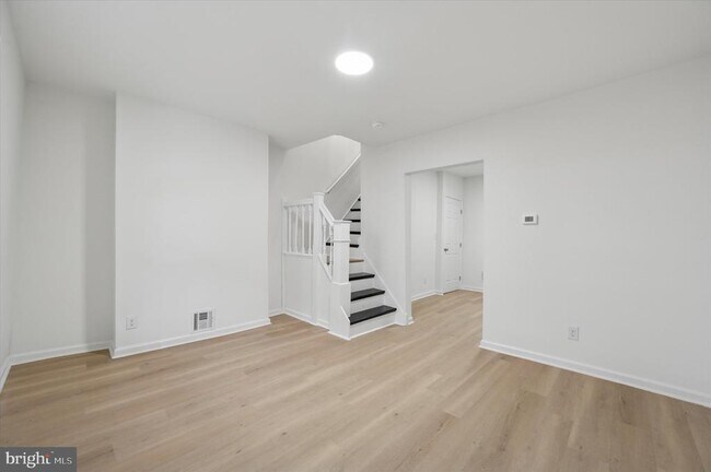 Building Photo - 1452 N 56th St