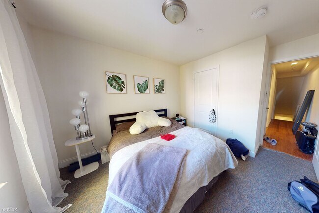 Building Photo - 4 br, 2 bath Duplex - 1815 N 18TH ST Unit B