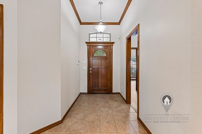 Building Photo - 716 Tuscany Way