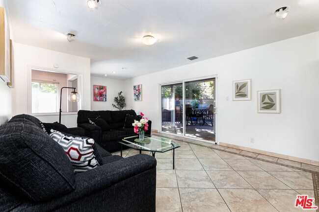 Foto del edificio - 2511 Butler Ave