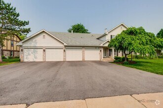 Building Photo - 1254 N Streamwood Ln