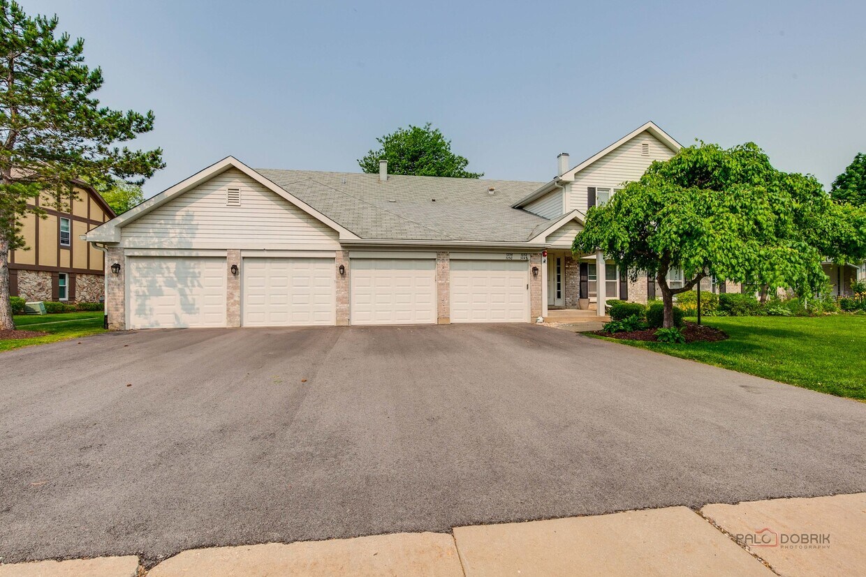Foto principal - 1254 N Streamwood Ln