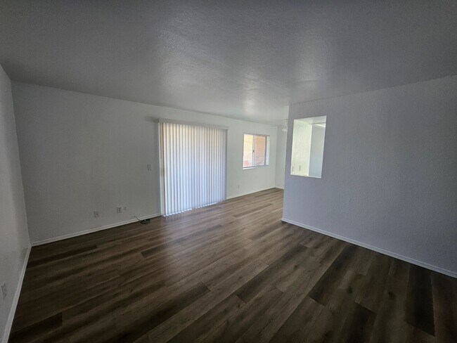 Foto del edificio - 1-4 1328 Ramar