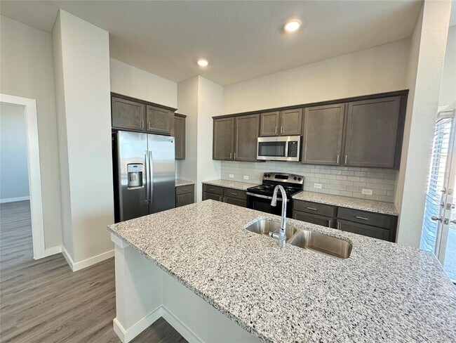 Building Photo - 2427 Cohorn Trl