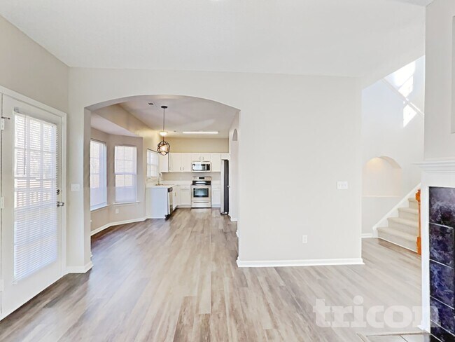 Building Photo - 6800 Brancusi Ct