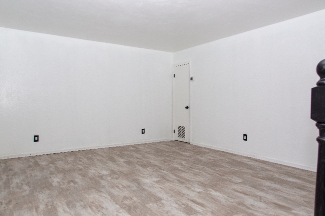 Building Photo - 3744 Cape Henry Ave