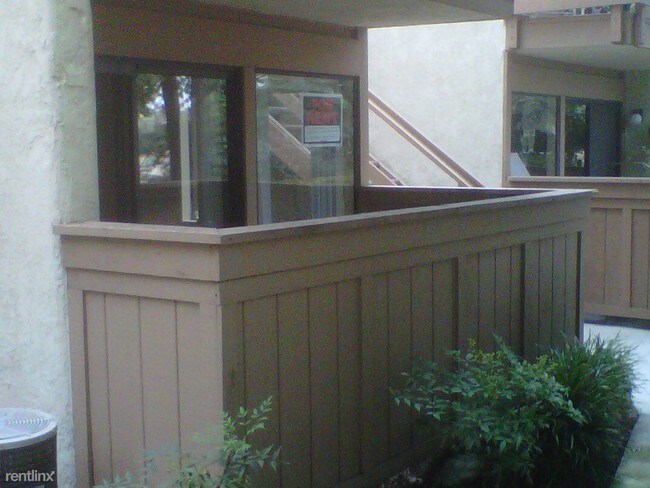Building Photo - 22800 Hilton Head Dr