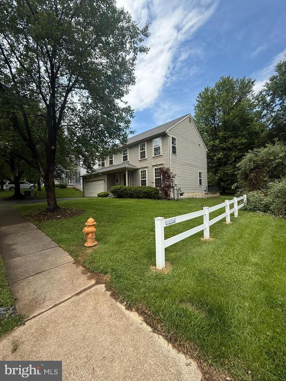Building Photo - 6632 Dasher Ct