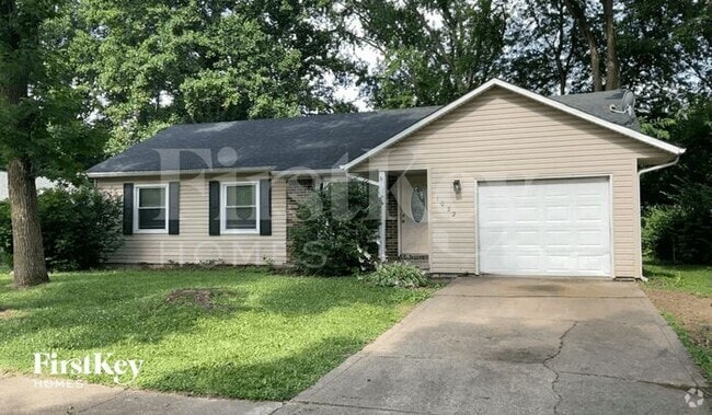 Building Photo - 1022 Woodpointe Dr